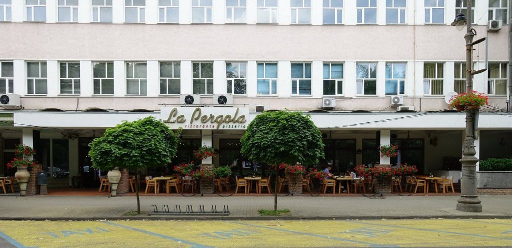 La Pergola restaraunte vedere exterioară
